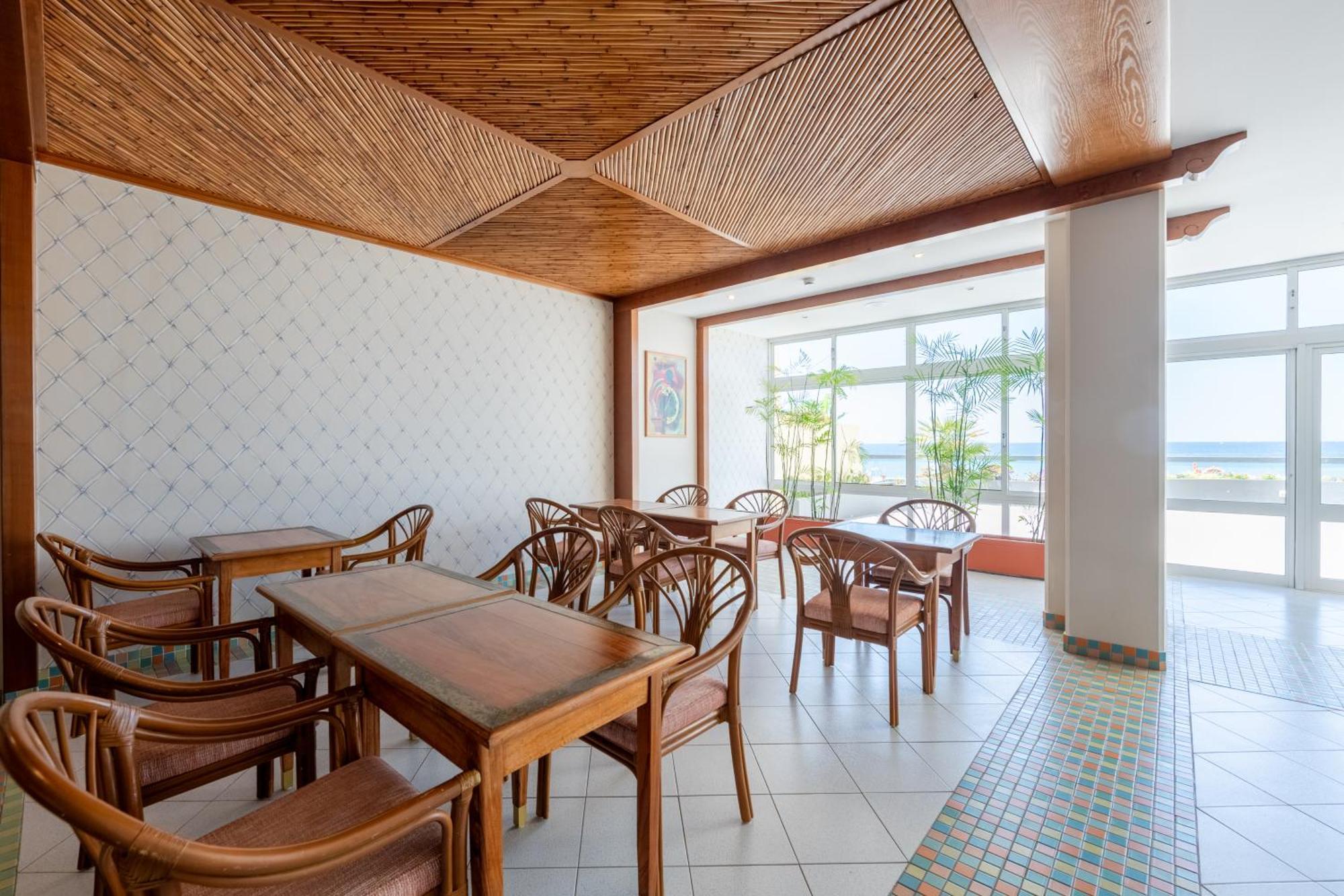 פונשל Atlantic View Apartment At Formosa Beach מראה חיצוני תמונה