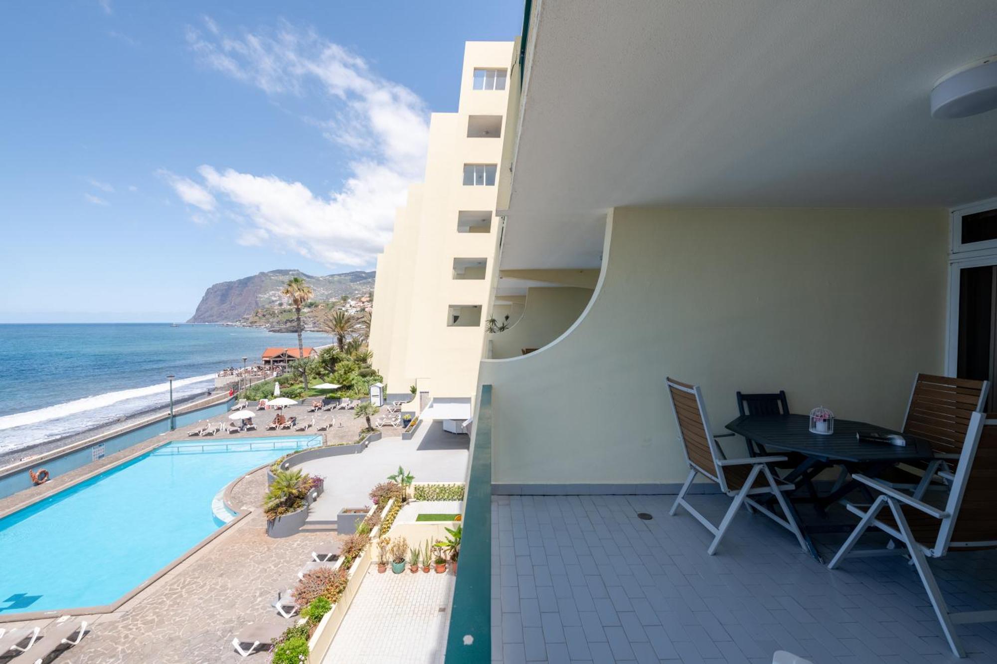פונשל Atlantic View Apartment At Formosa Beach מראה חיצוני תמונה