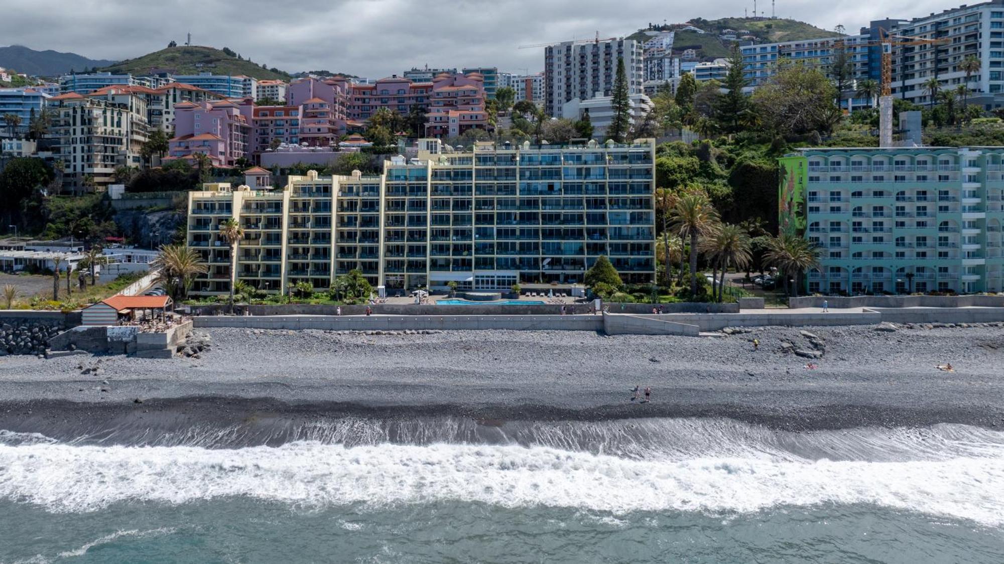 פונשל Atlantic View Apartment At Formosa Beach מראה חיצוני תמונה